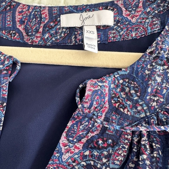 JOIE silk sleeveless blouse with delicate ties size XXS/XS. - Picture 2 of 4